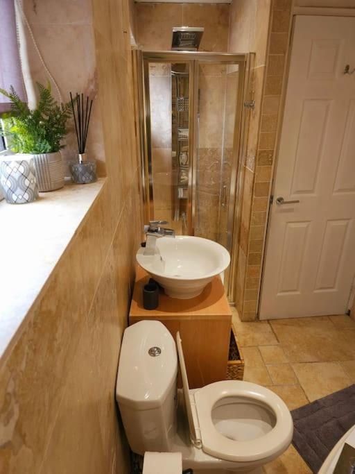 Homebird Property - Buckton House Leeds  Eksteriør billede