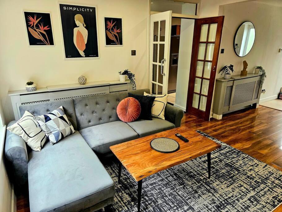 Homebird Property - Buckton House Leeds  Eksteriør billede
